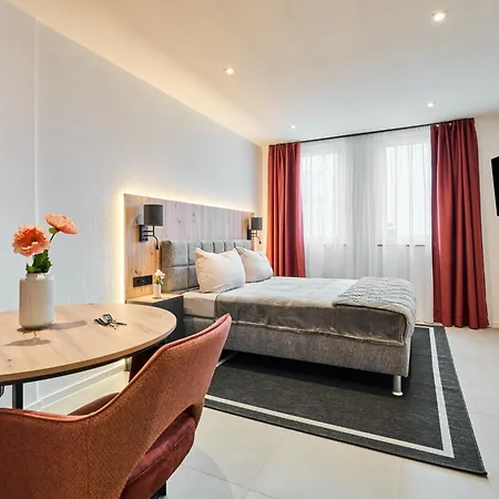 Apartment F33 By *